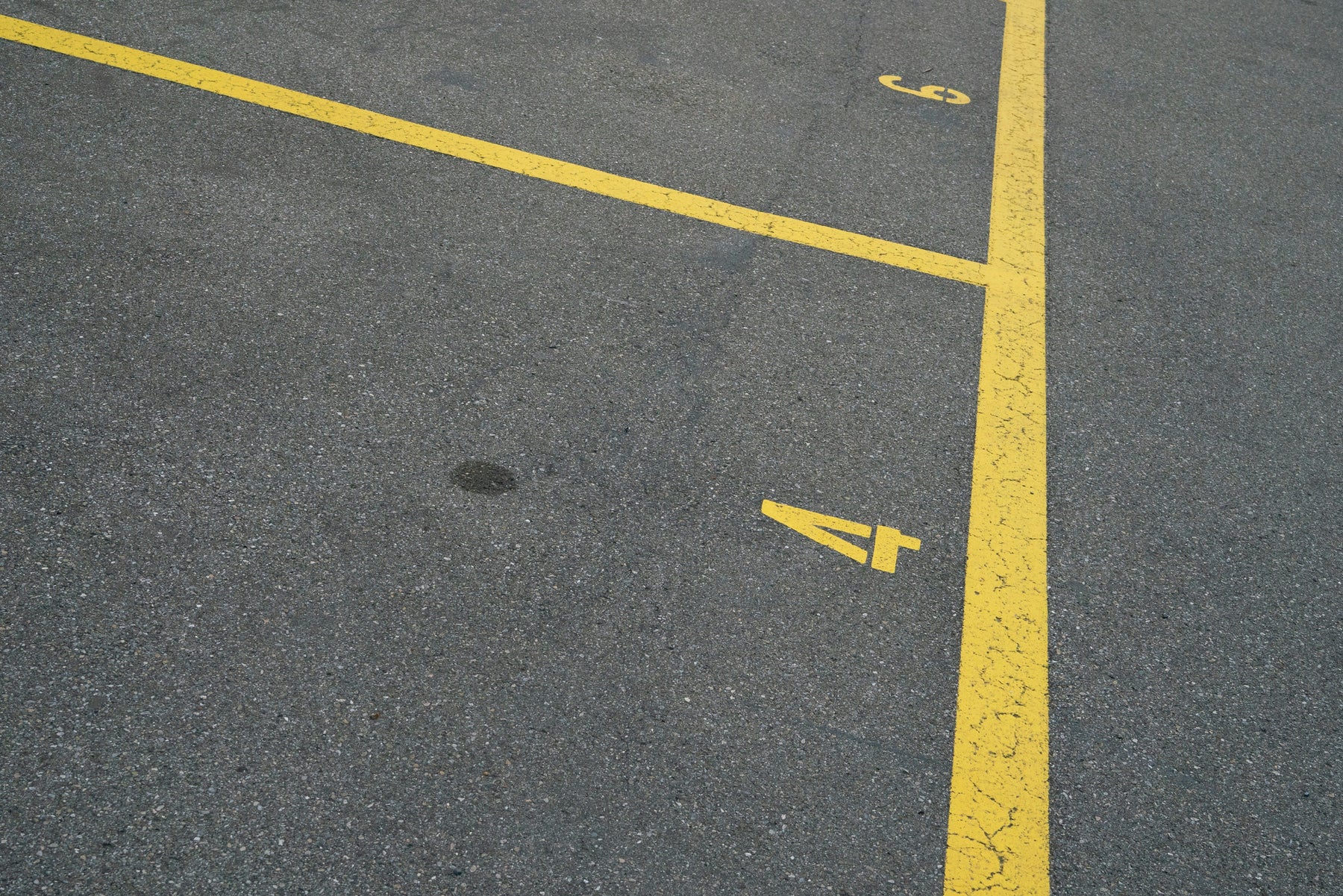 How Much to Charge for Parking Lot Cleaning? Average Parking Lot Sweeping Prices