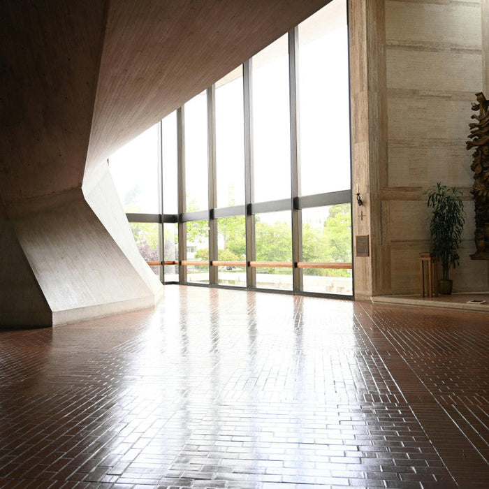 How to Clean Commercial Linoleum Floors