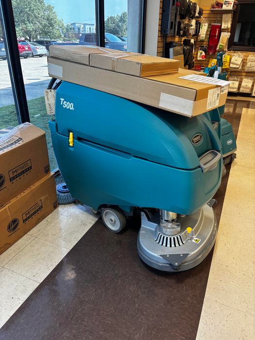 Tennant T500e, Walk Behind Floor Scrubber, 32", Disk, Battery, Demo Unit, 1 Year Warranty