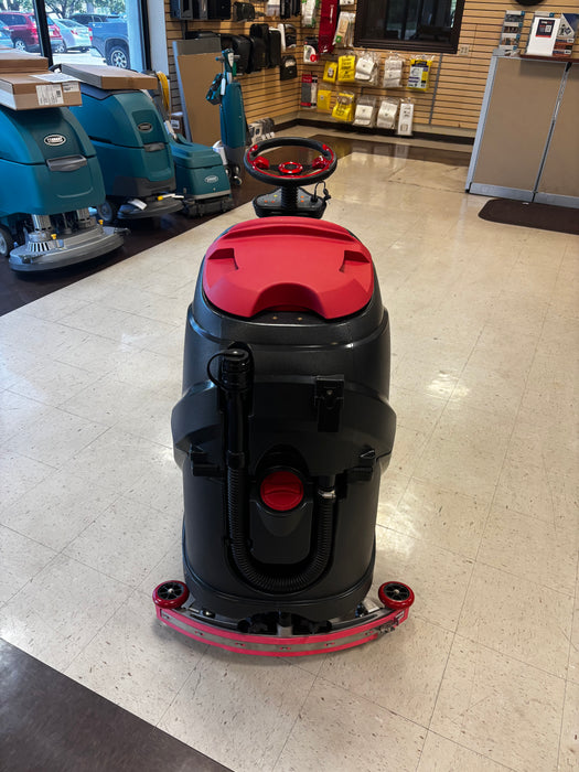 Viper AS530R, Rider Floor Scrubber, 20", 22 Gallon, Battery,  Disk, 1 Year Warranty, Demo Unit