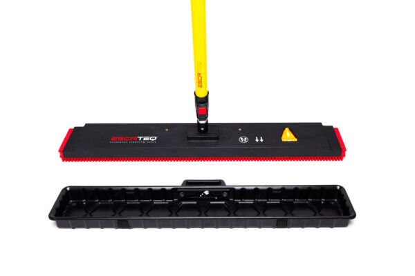 Escalator Tread Cleaner, 32" Head, Saturation Trough, Telescoping Handle, Pads Sold Separately, Escateq