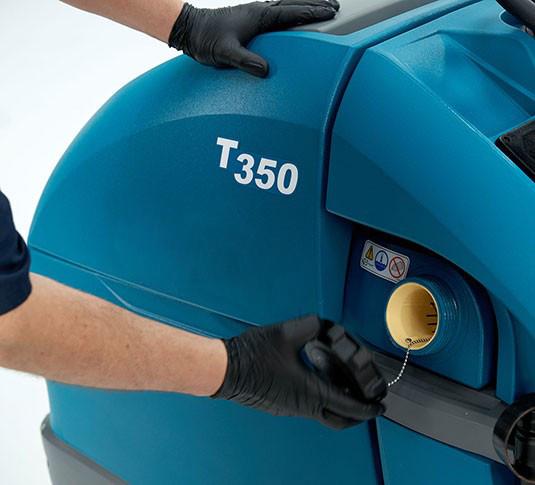 Tennant T350, Floor Scrubber, 20" or 24", 14 Gallon, Stand On, Battery, Disk, 3 Year Warranty
